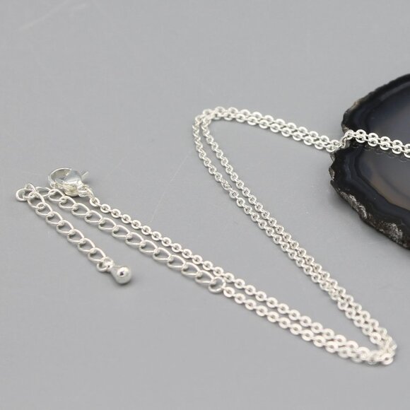 Jewelry necklace dove bird symbol of change silver tone dainty minimalist new - Picture 3 of 6